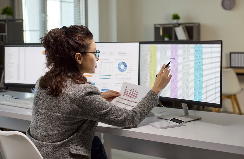 Underwriting Pricing - cross ref spreadsheets shutterstock_2779508839